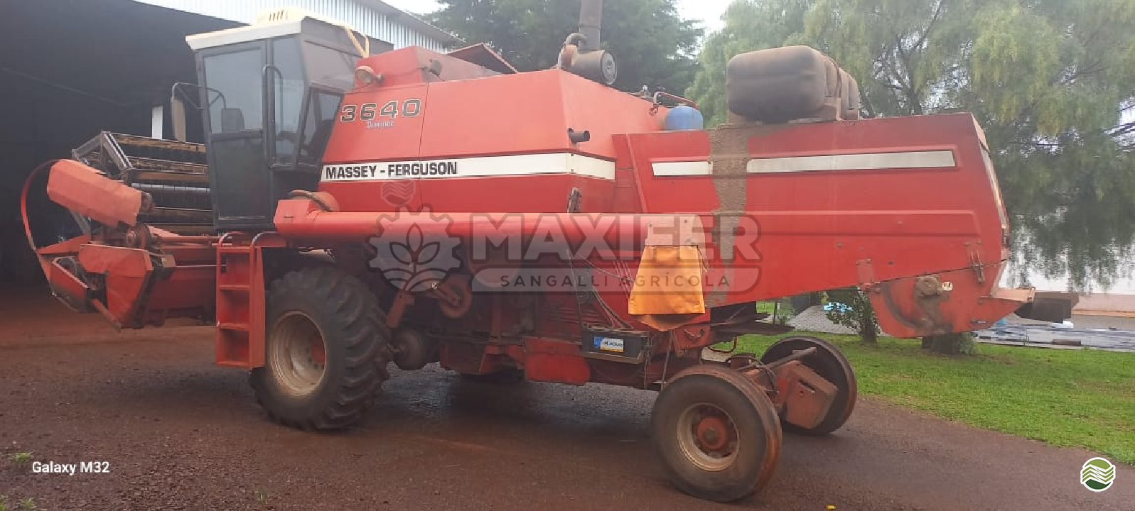 COLHEITADEIRA MASSEY FERGUSON MF 3640 Maxifer Sangalli Agrícola CAMPINAS DO SUL RIO GRANDE DO SUL RS